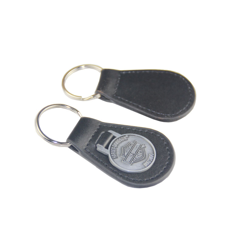 Geometric Fashionable Embossed Leather Keychain